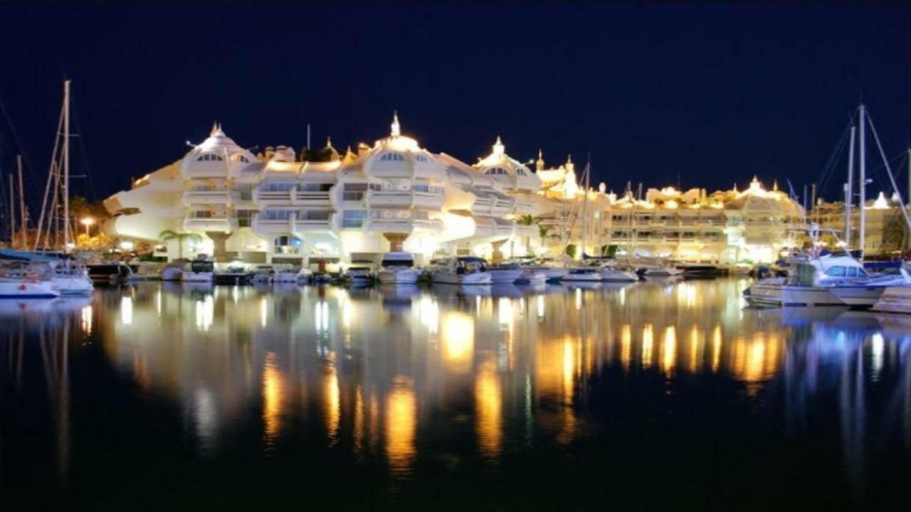 Апартаменты Puerto Marina Бенальмадена Экстерьер фото